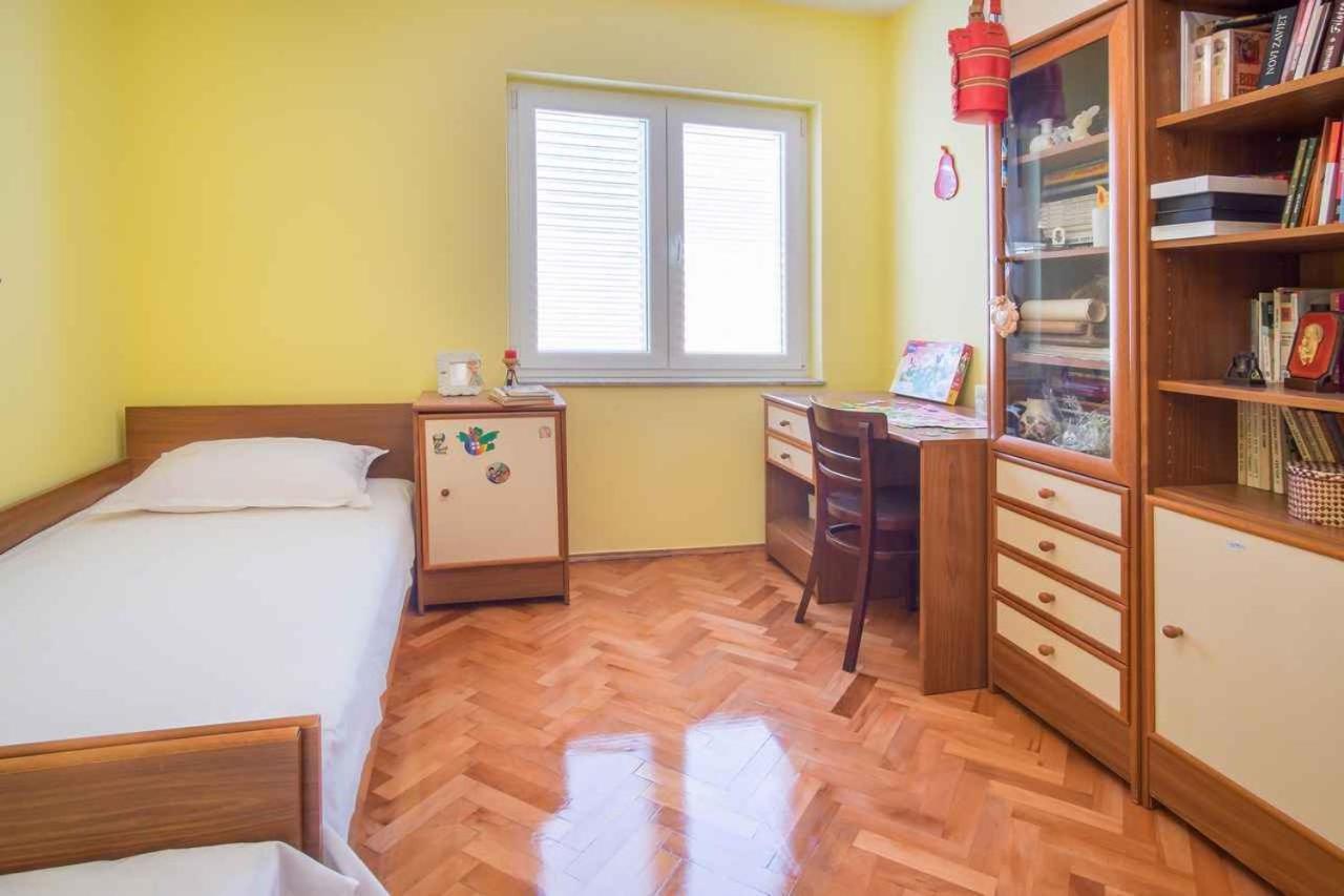Apartments In Vrbnik/Insel Krk 36002 Exterior photo